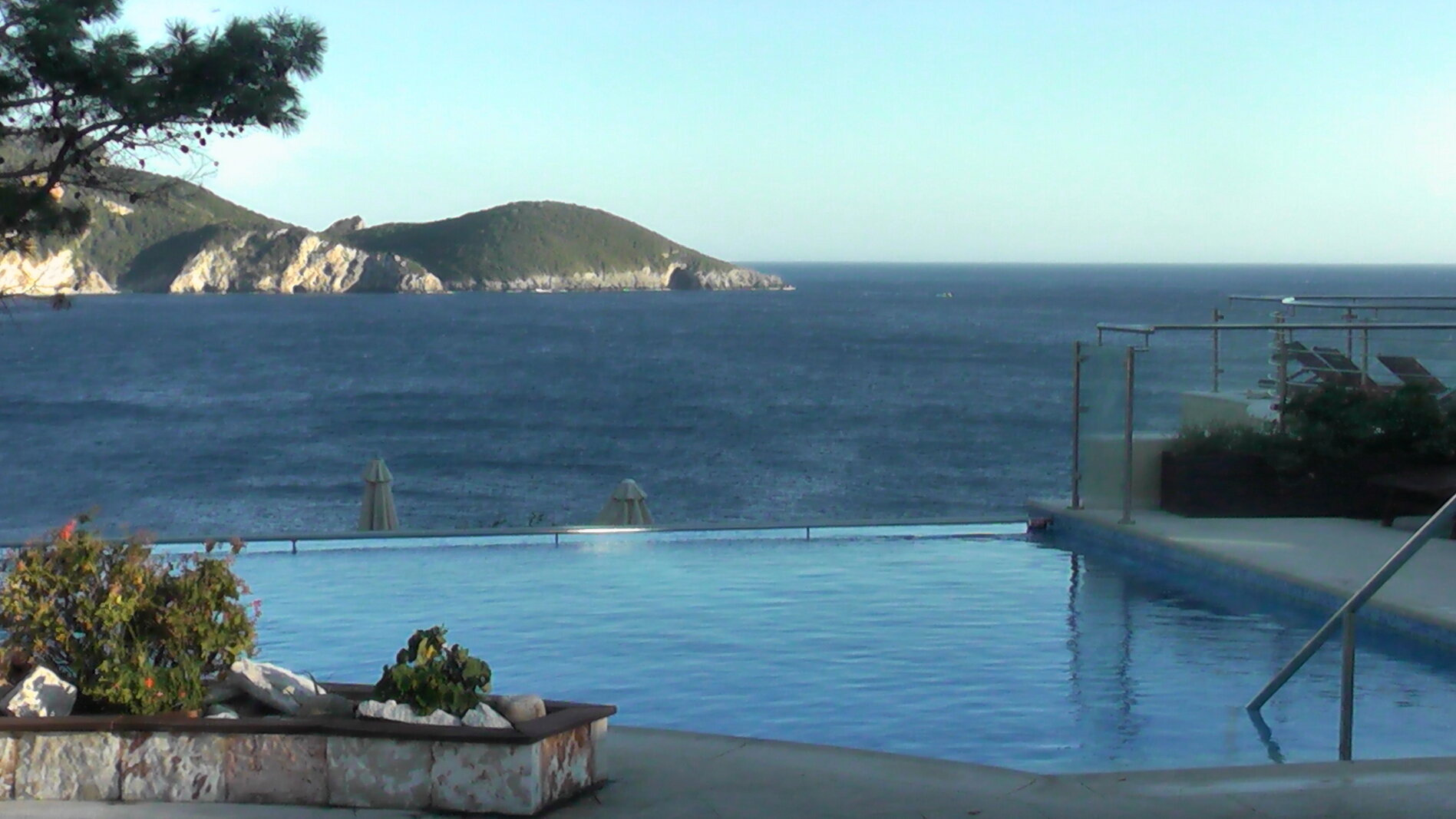 Фото Akrotiri Beach