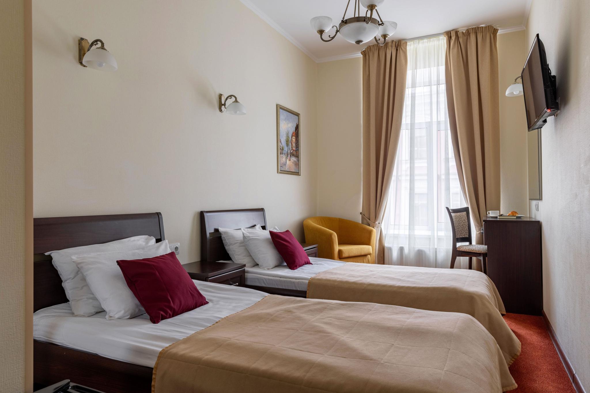 Фото отеля 2