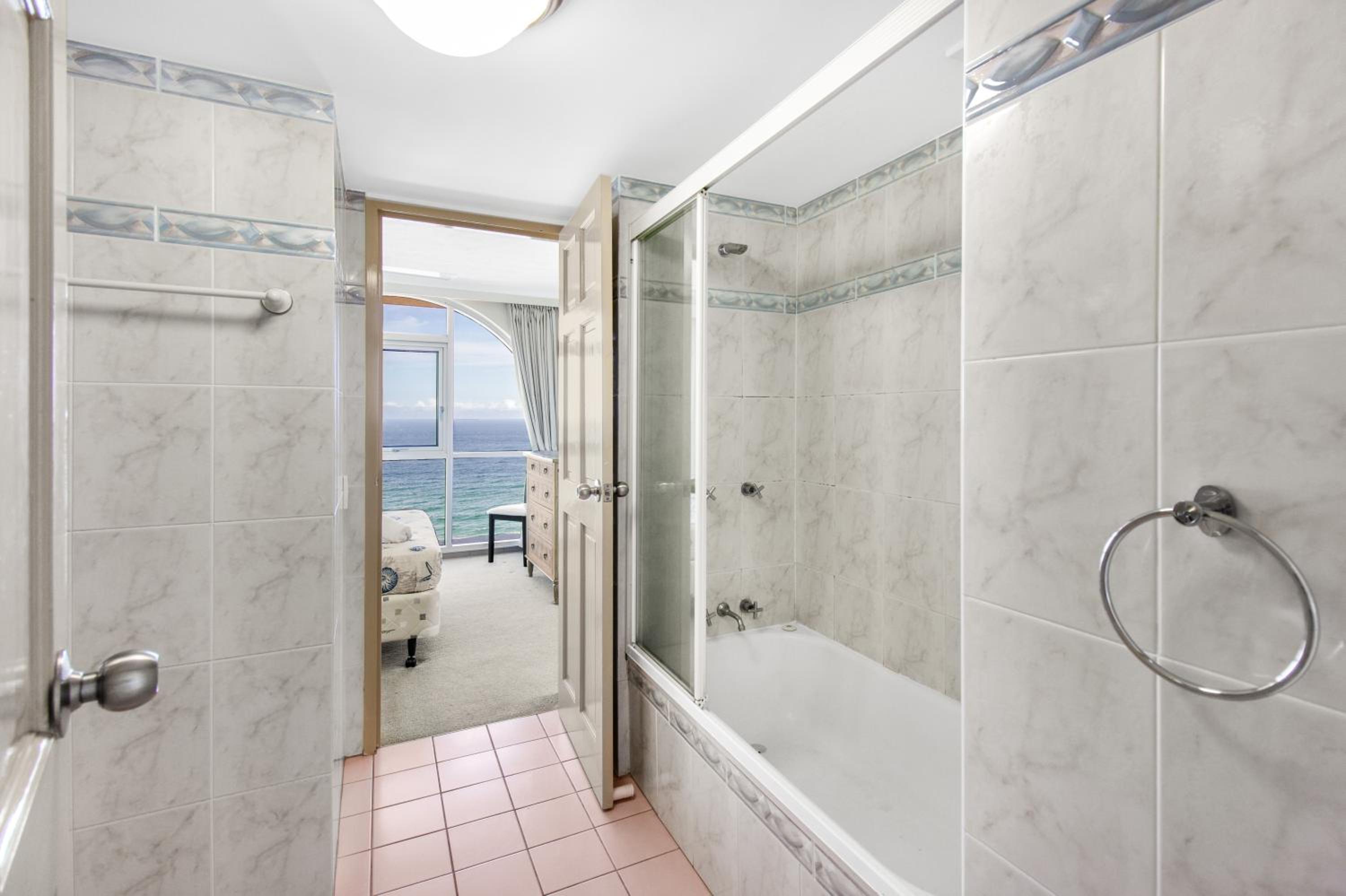 Фото Boulevard Towers