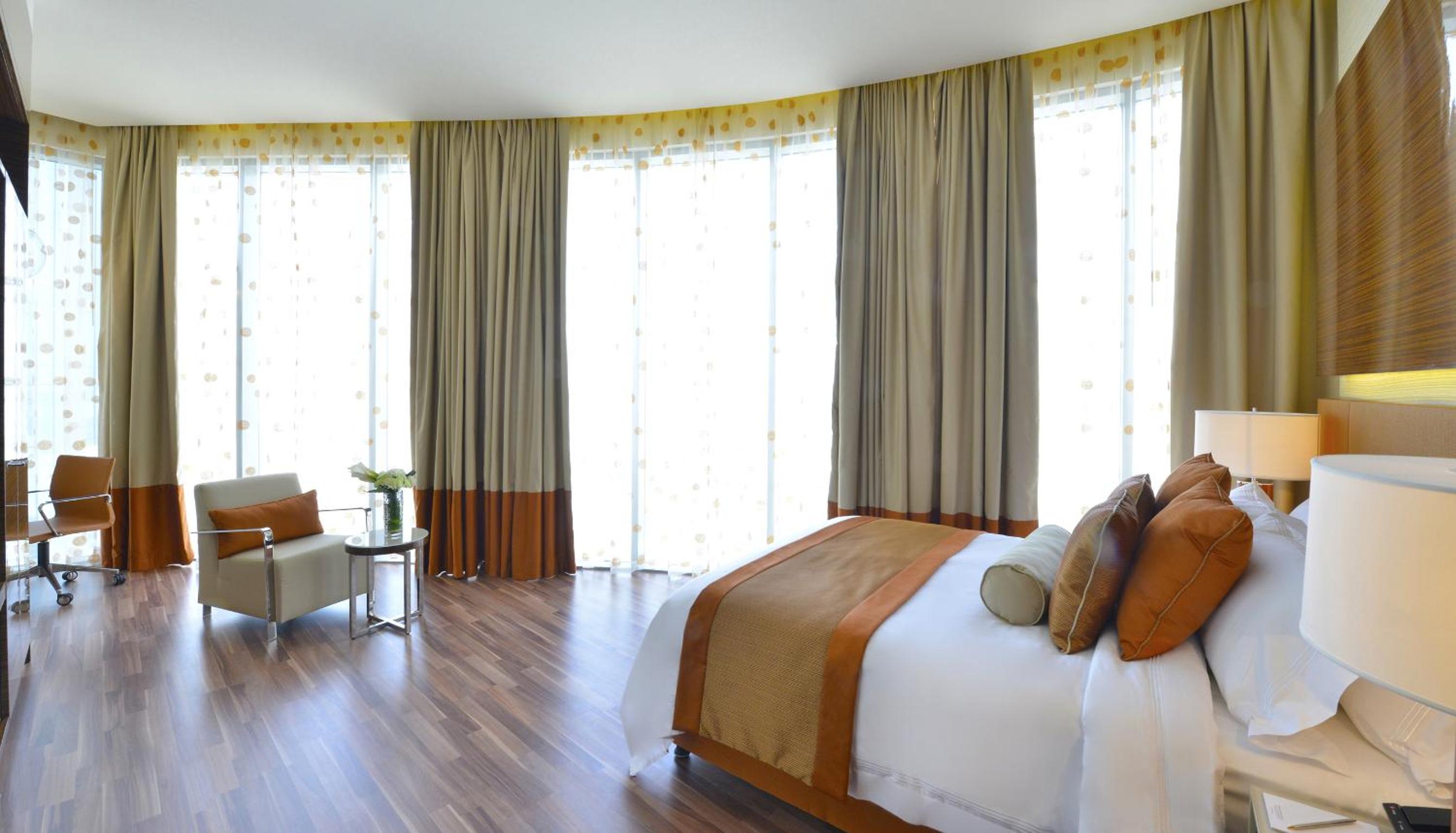 Фото Fraser Suites Diplomatic Area, Bahrain