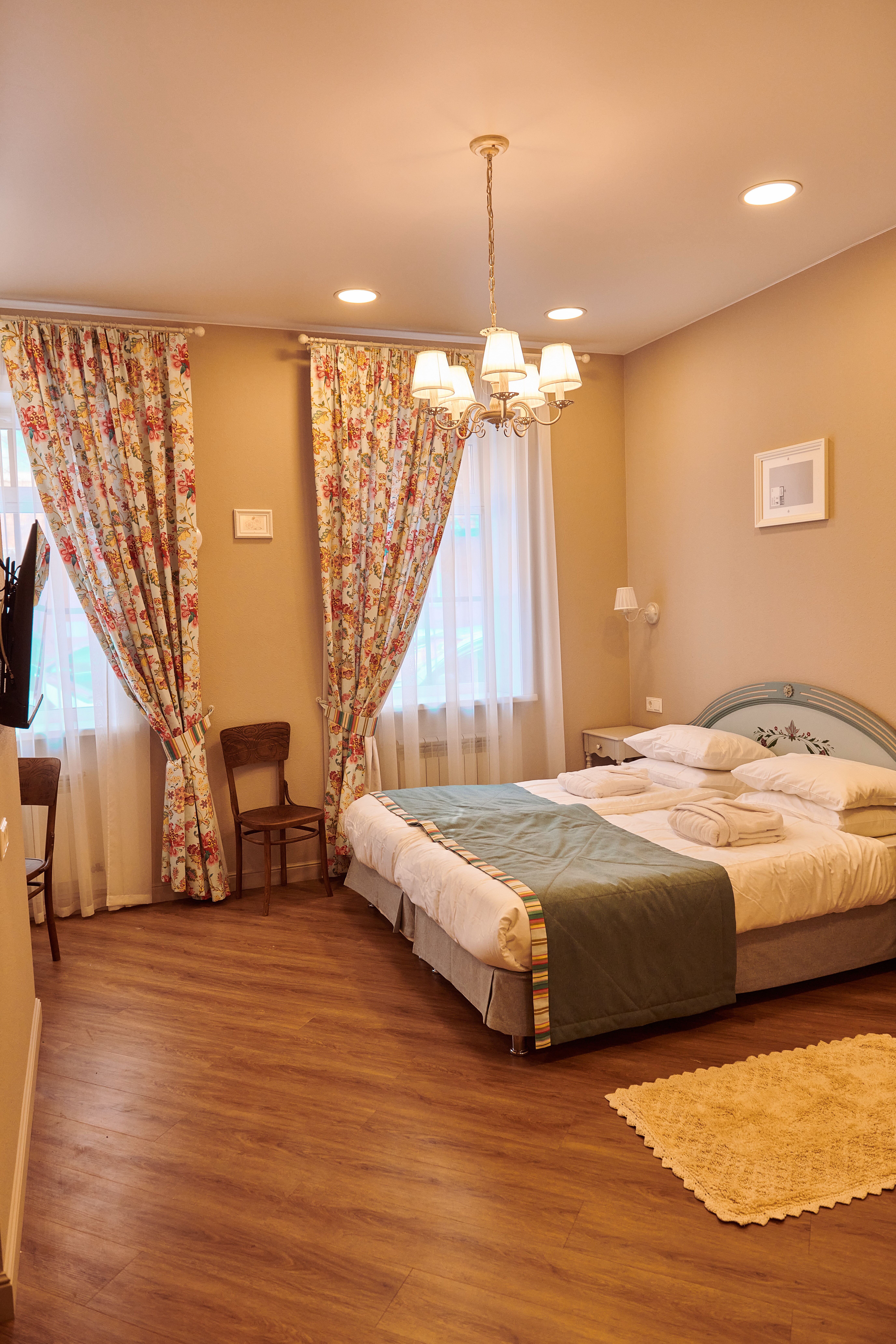 Фото отеля 2