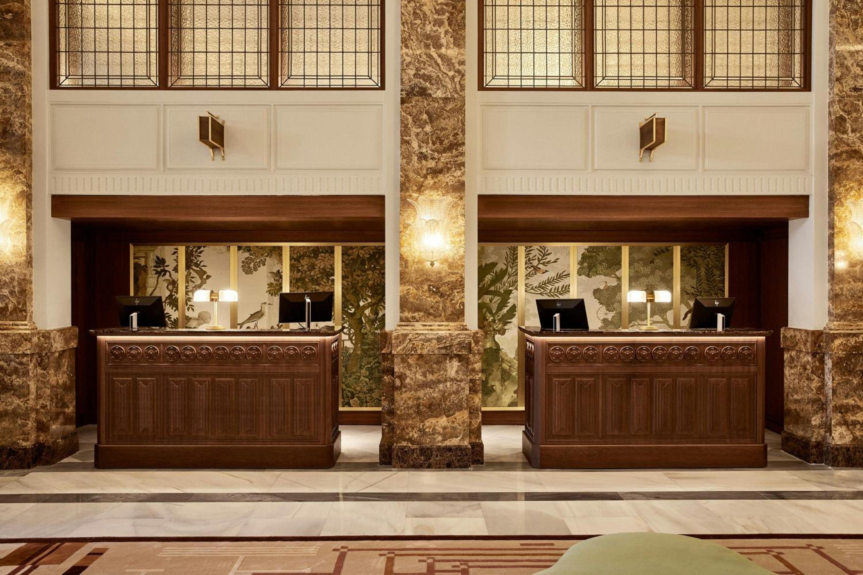 Фото The Palace, a Luxury Collection Hotel, Madrid