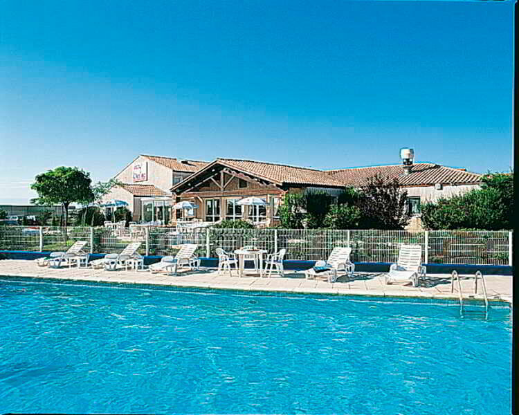 Гостиница The Originals City, Hôtel Le Pavillon, Béziers Est
