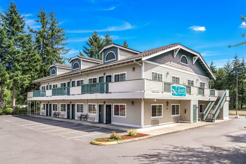 Гостиница Quality Inn & Suites Bainbridge Island