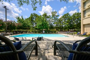 Гостиница DoubleTree by Hilton Raleigh Midtown, Nc