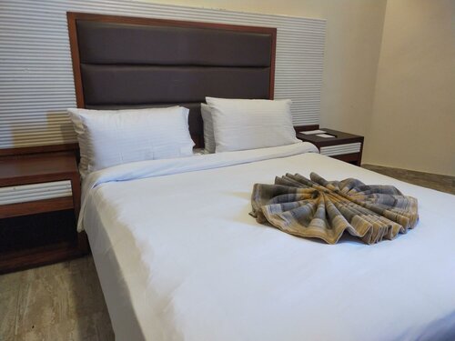 Гостиница 26th of July Hotel & Apartments в Александрии