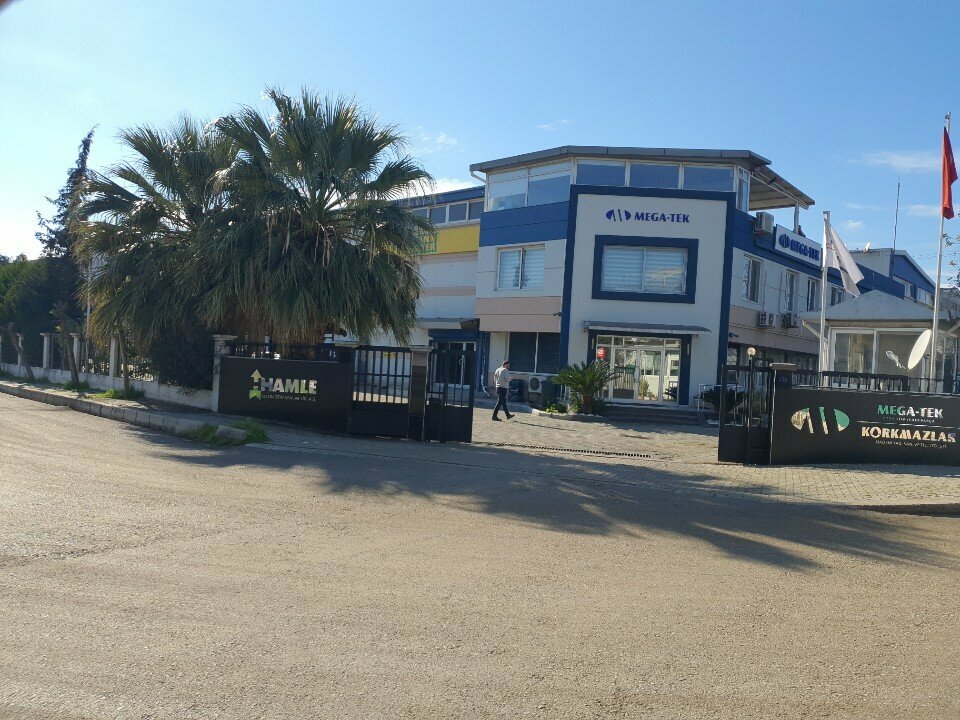 Auto parts and auto goods store Hamle, Izmir, photo