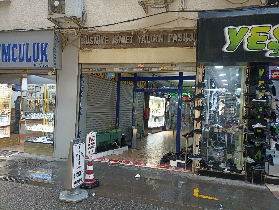 Tailor Terzi Gülşen, Istanbul, photo