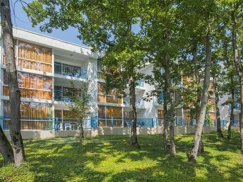 Гостиница Forest Beach Hotel