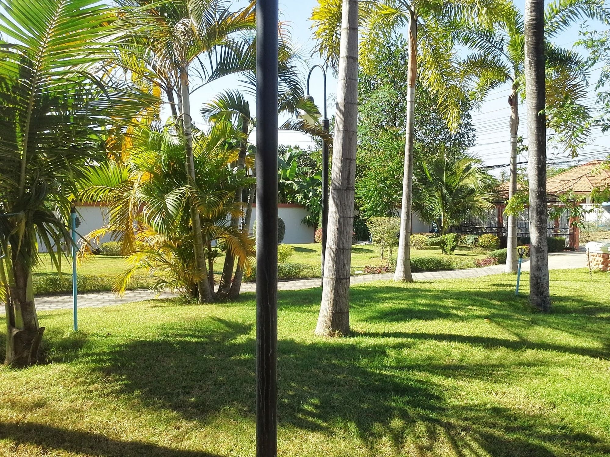 Фото Suandarbporn Resort Mae Sot