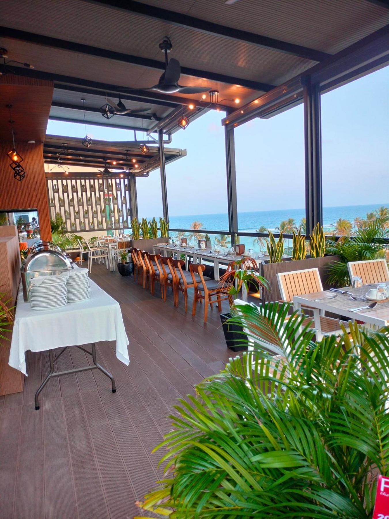 Фото Starshell Hotel