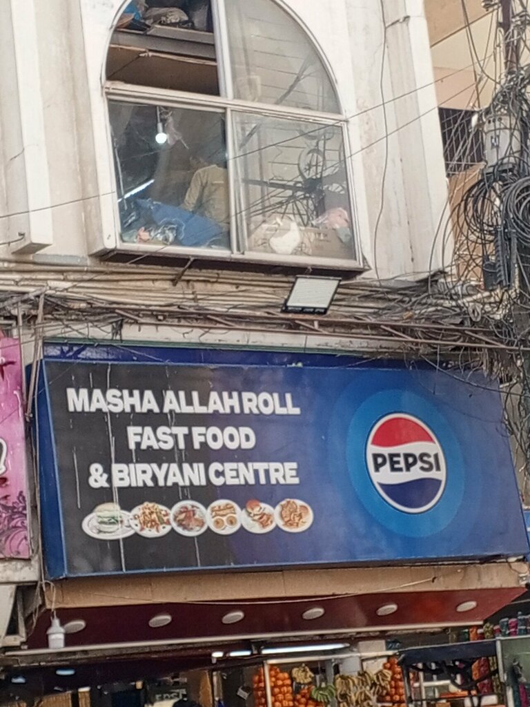 Cafe Mashallah rool, Karachi, photo
