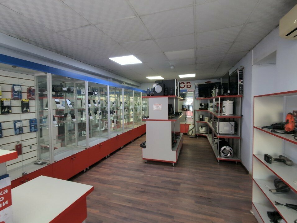 Thrift store Collateral, Astana, photo