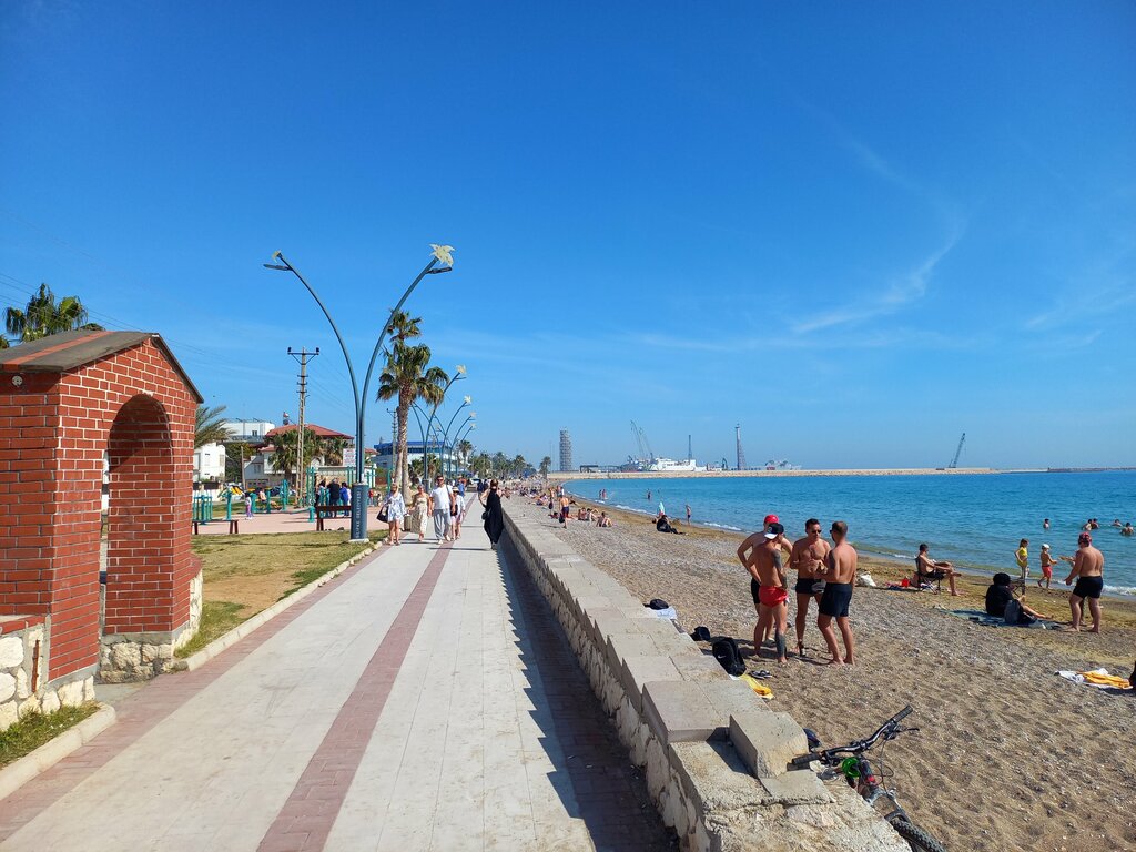 Пляж Общественный пляж муниципалитета Ташуджу, Силифке, фото