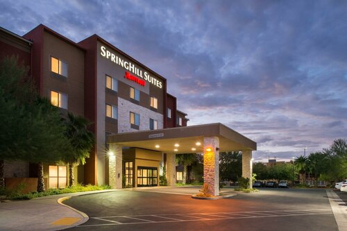 Гостиница SpringHill Suites by Marriott Las Vegas Henderson в Хендерсоне