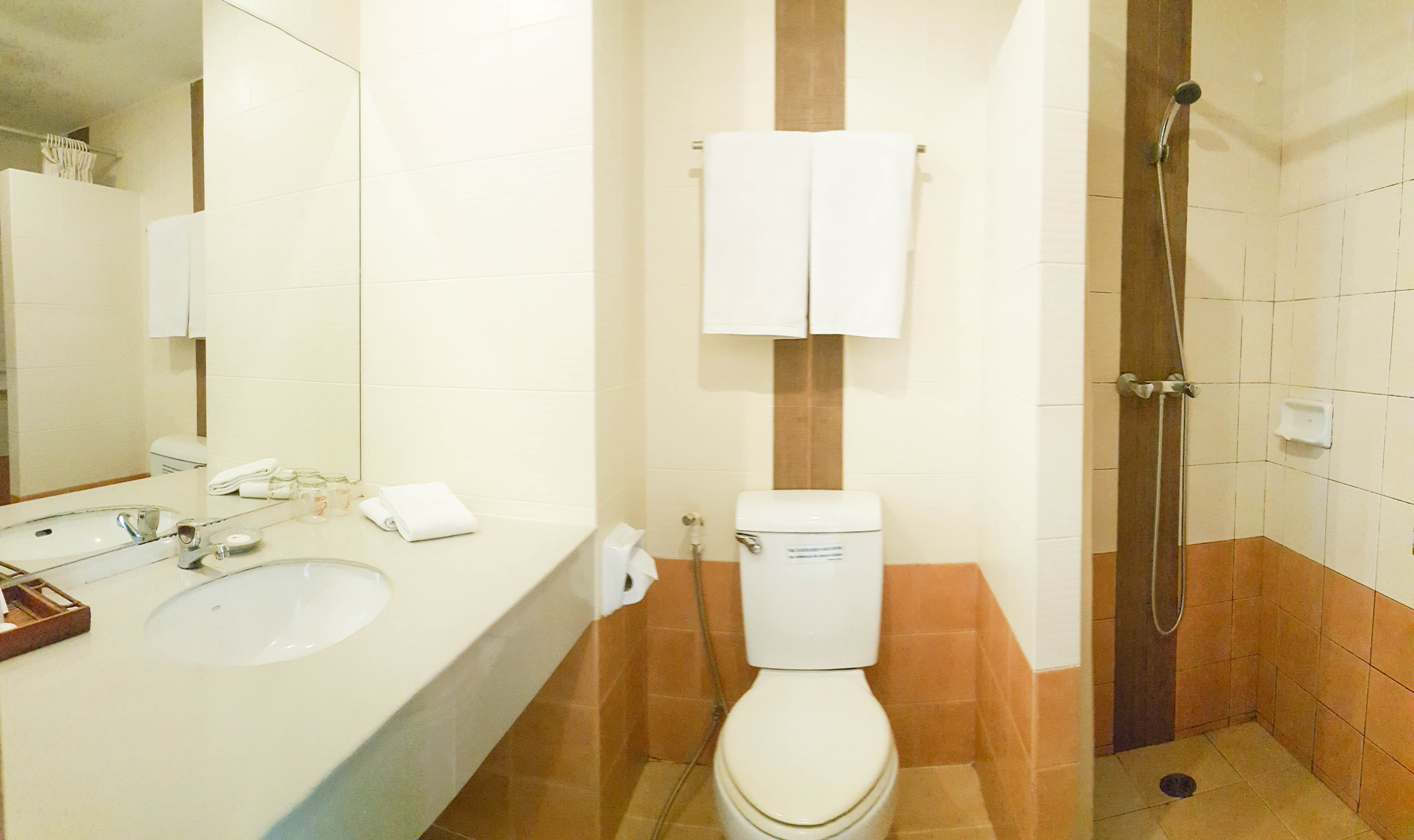 Фото Eastiny Plaza hotel