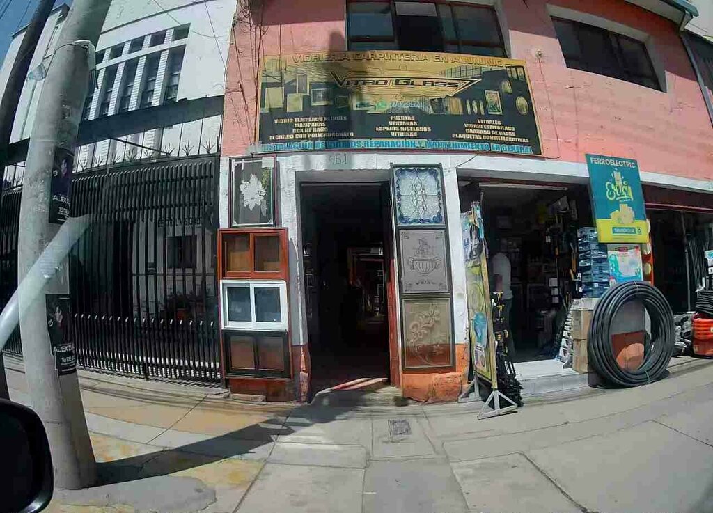 Glass workshop Vitroglass, Cochabamba, photo