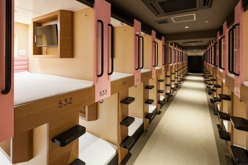 Гостиница Y's Cabin Osaka Namba в Осаке
