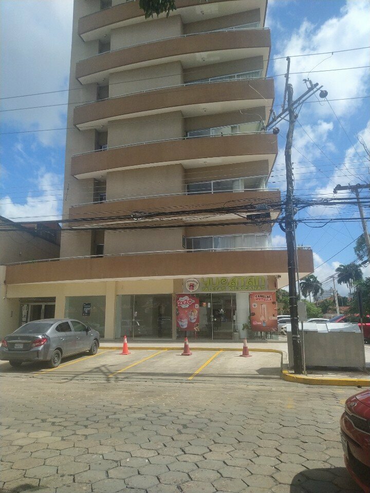 Hairdresser T-Model, Santa Cruz de la Sierra, photo