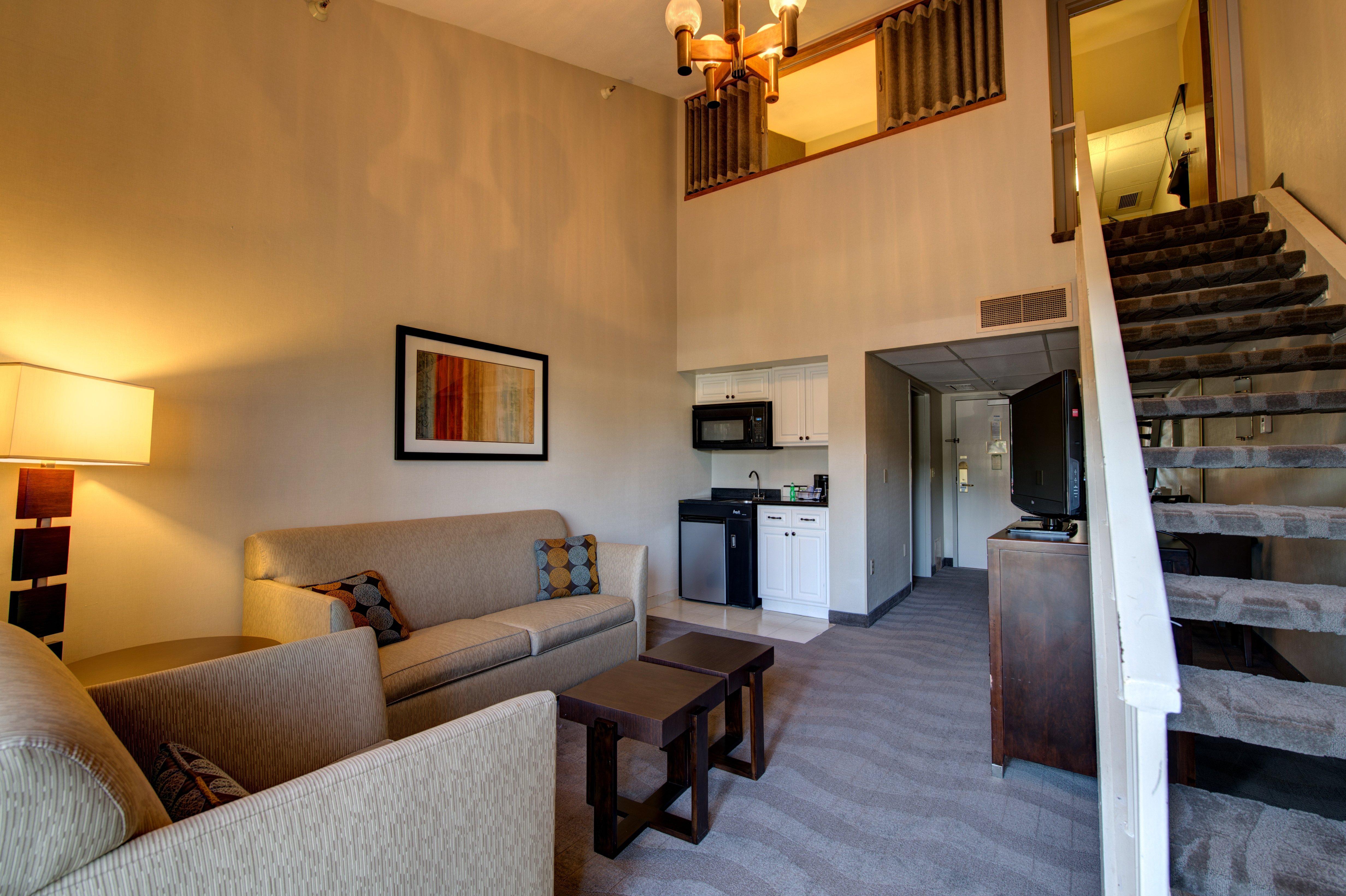 Фото Holiday Inn Express San Diego N - Rancho Bernardo, an Ihg Hotel