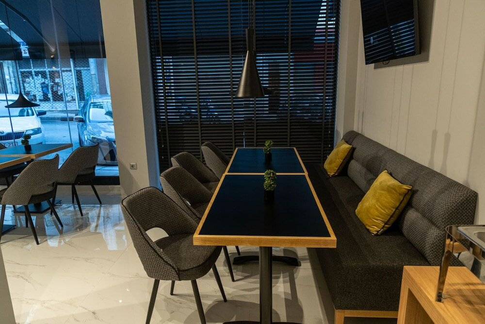 Фото Grand Port Suites Thessaloniki