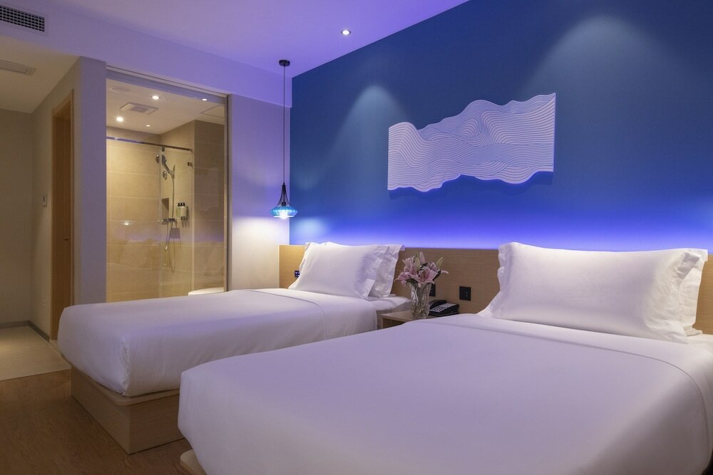 Фото Orange Hotel Select