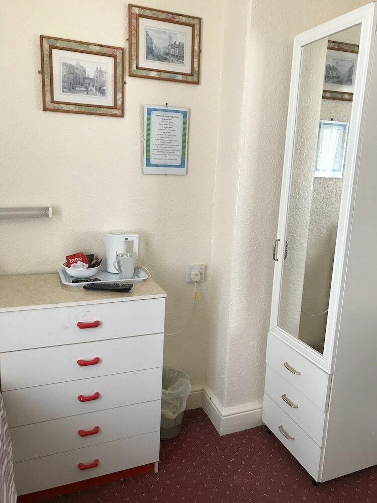 Фото The Alondra Hotel