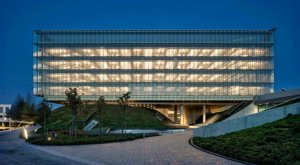 Bank Garanti BBVA, Istanbul, photo