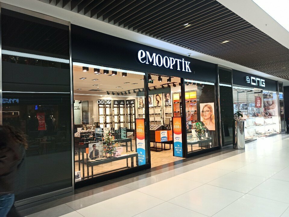 Opticial store Emo Optik, Istanbul, photo