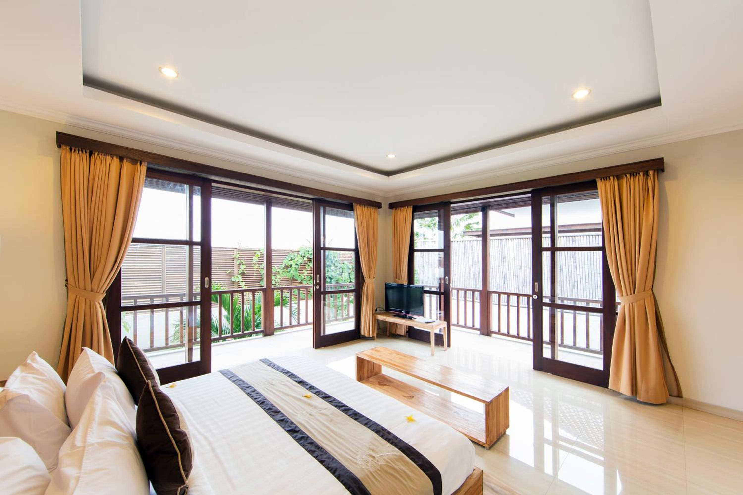 Фото Reddoorz @ Petitenget Seminyak