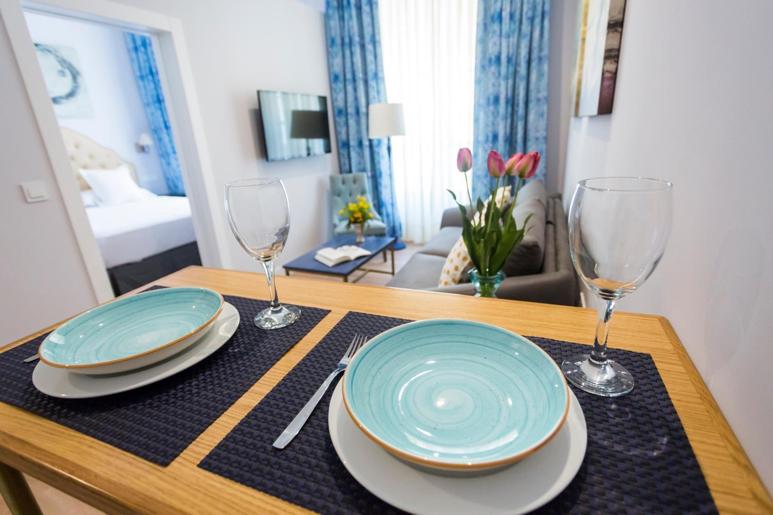 Фото Casa de la Merced Suites