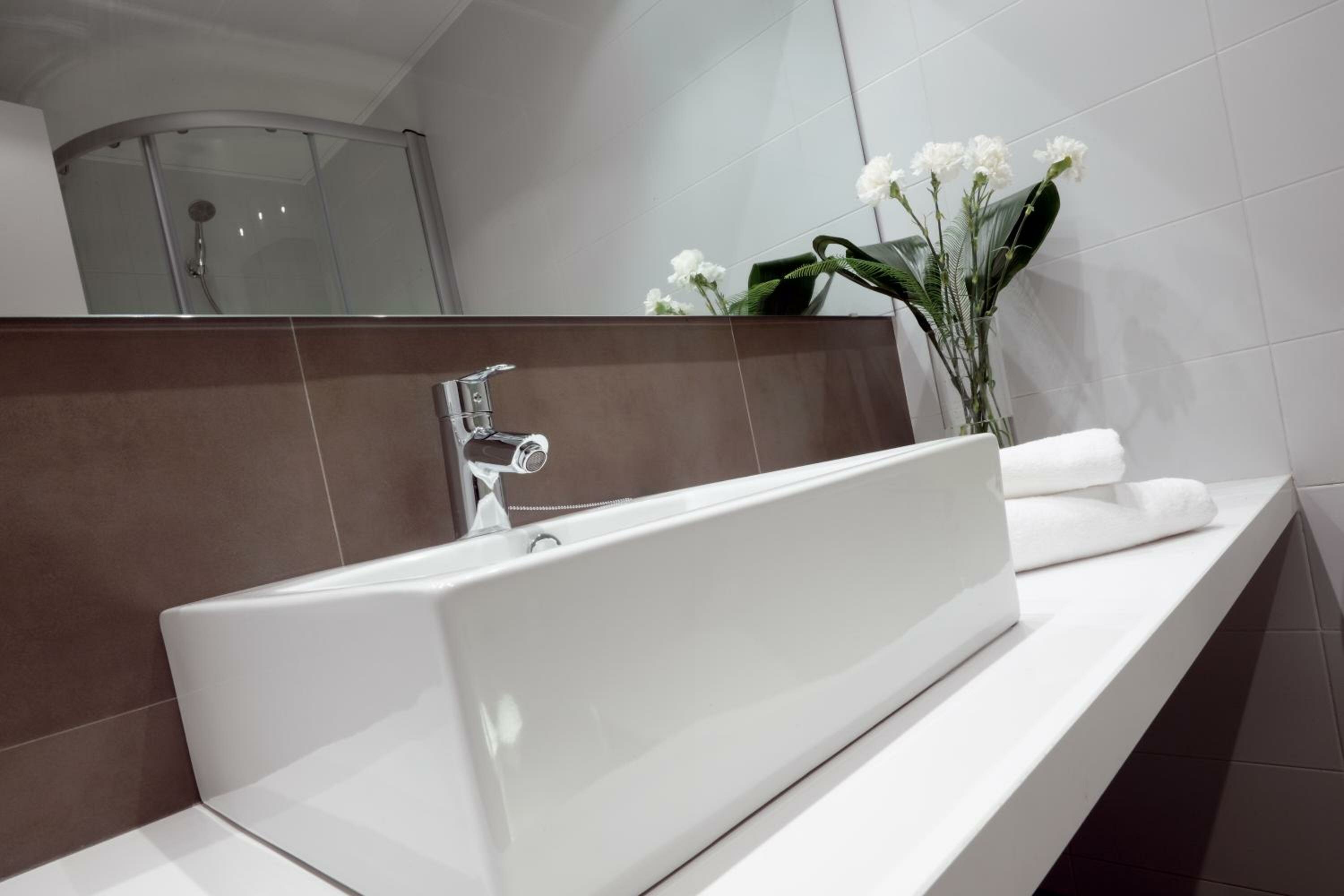 Фото 08028 Apartments