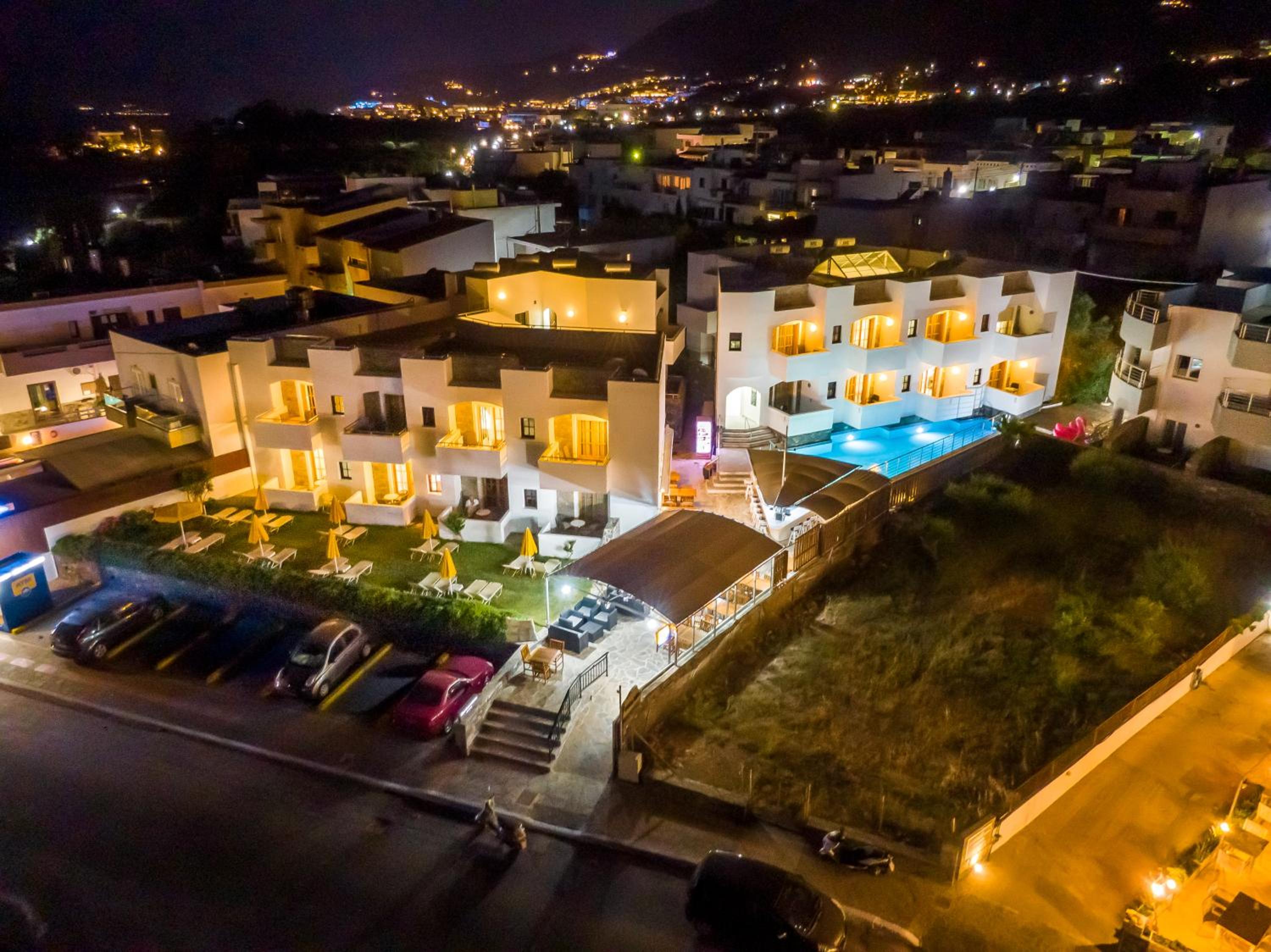 Фото Elounda Alikes Suites & Studios