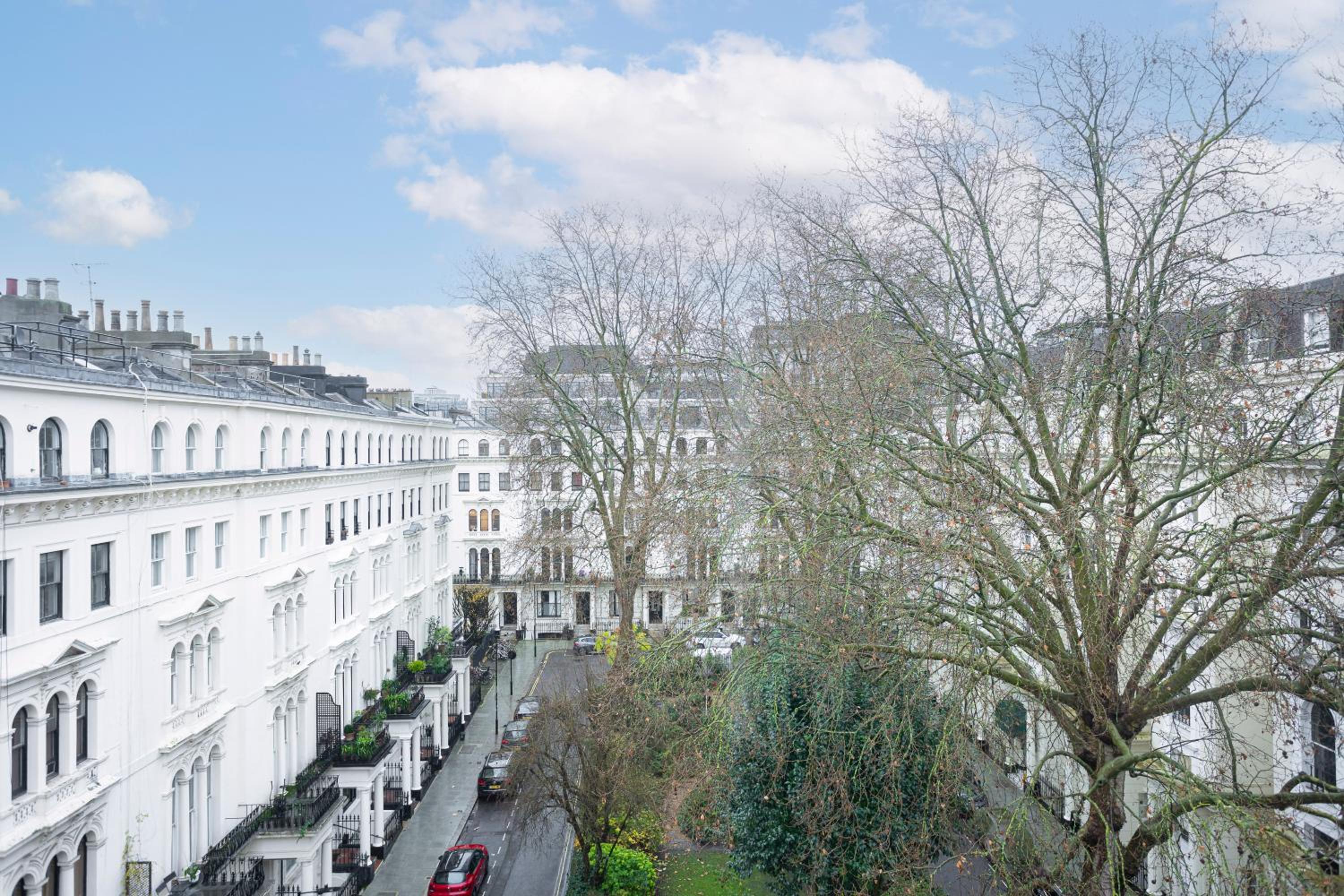 Фото Space Apart Hotel