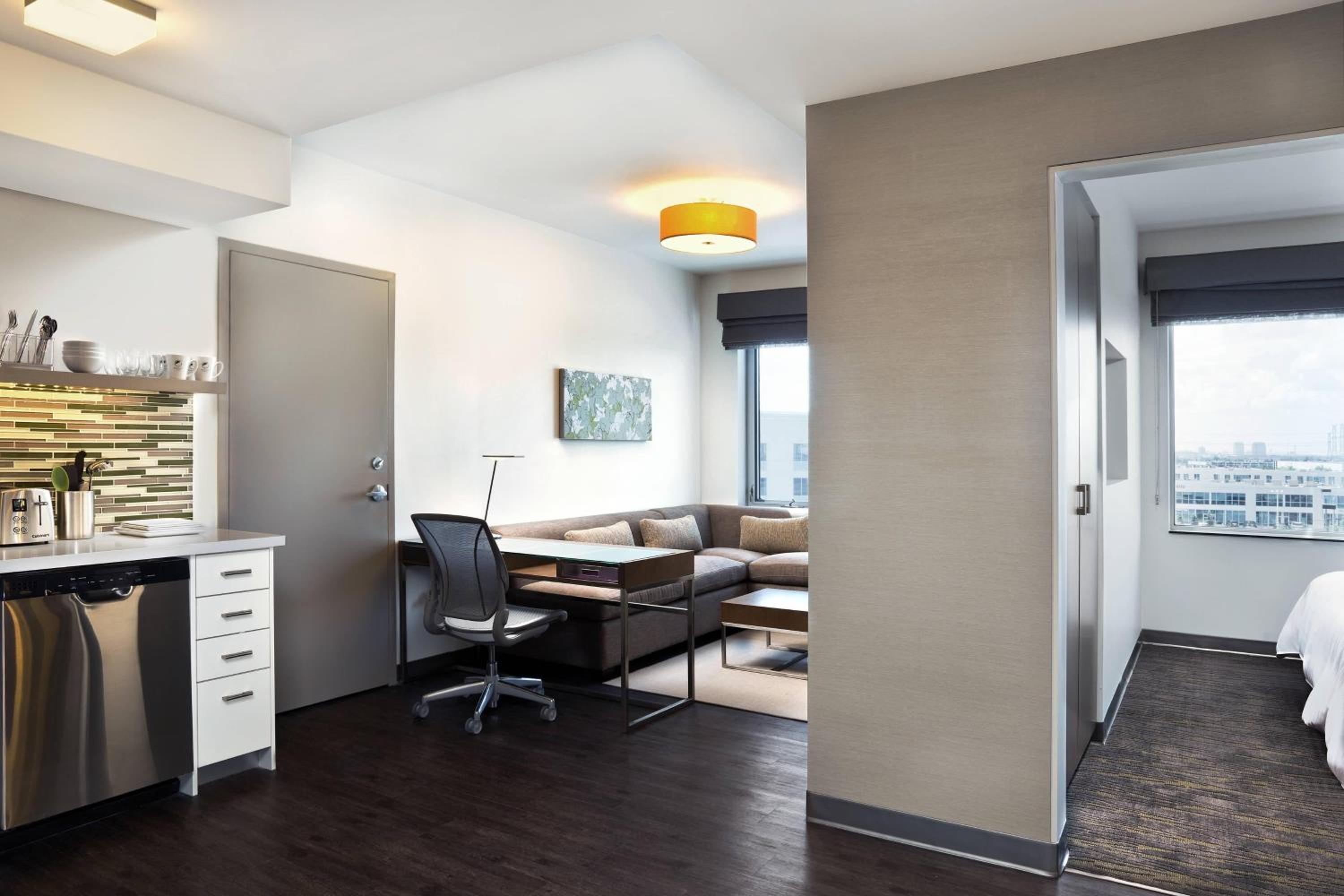 Фото Element Vaughan Southwest