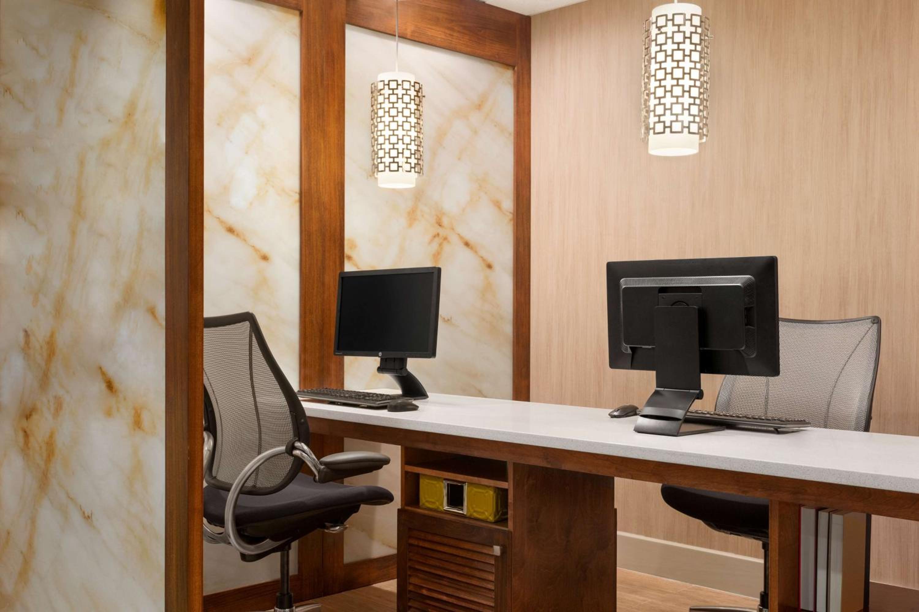 Фото Homewood Suites by Hilton Orlando-Intl Drive/Convention Ctr