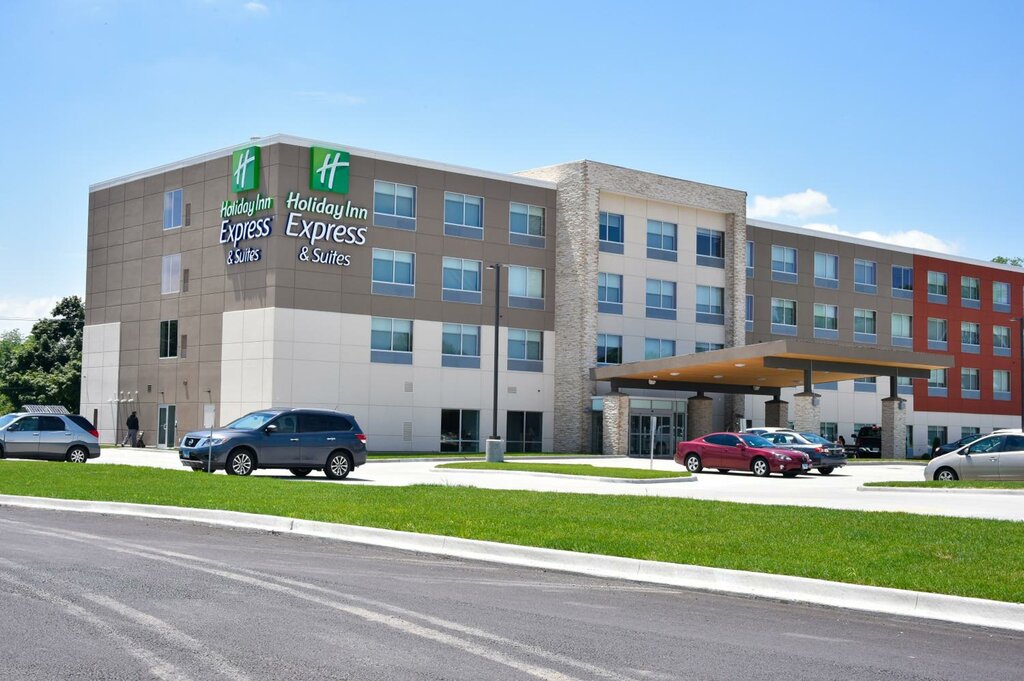 Hotel Holiday Inn Express & Suites Bensenville - O'Hare, State of Illinois, photo