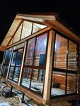 Alfa-Stroy (Kommunisticheskaya Street, 35) ، شرفات زجاجية