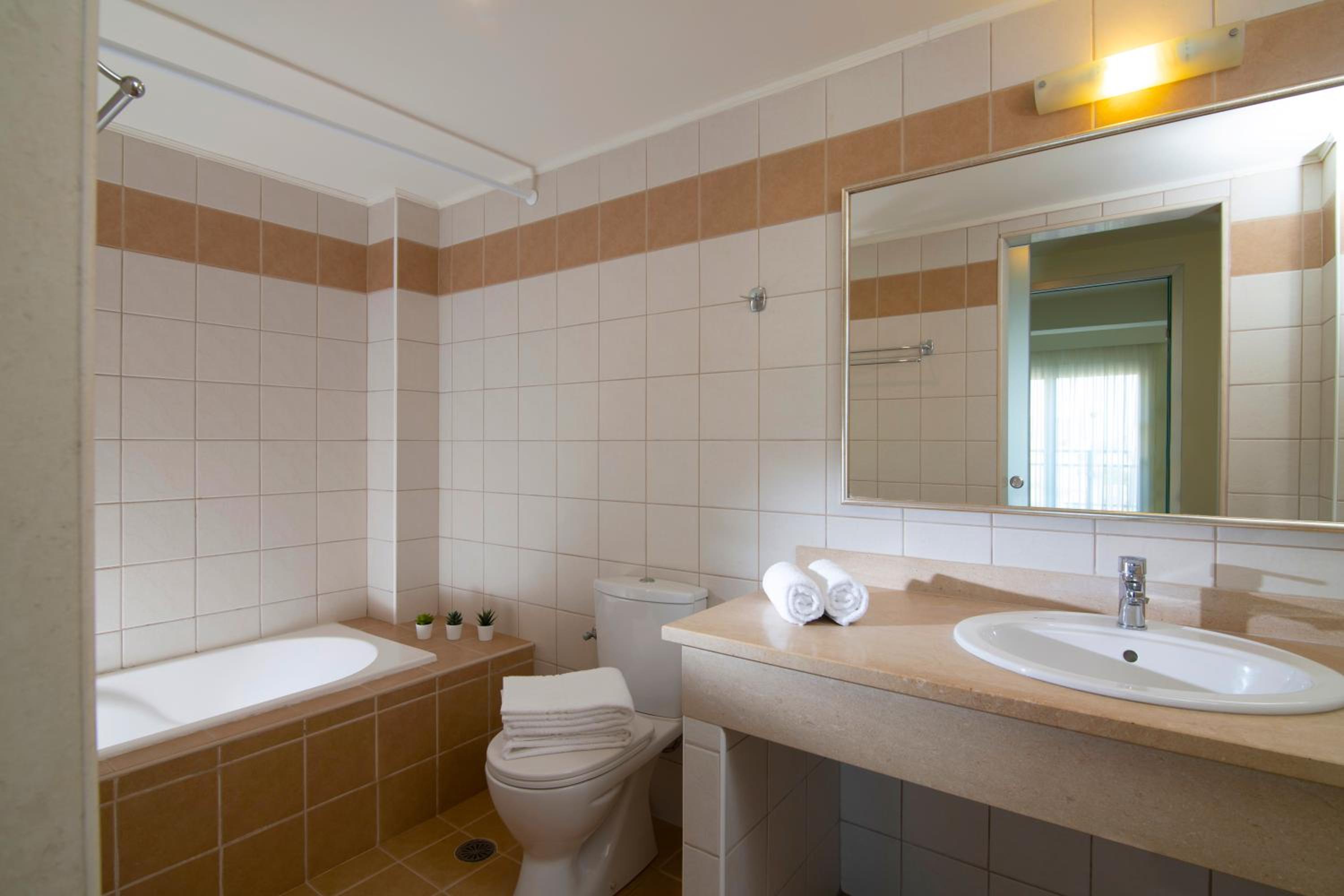 Фото Rainbow Apartments