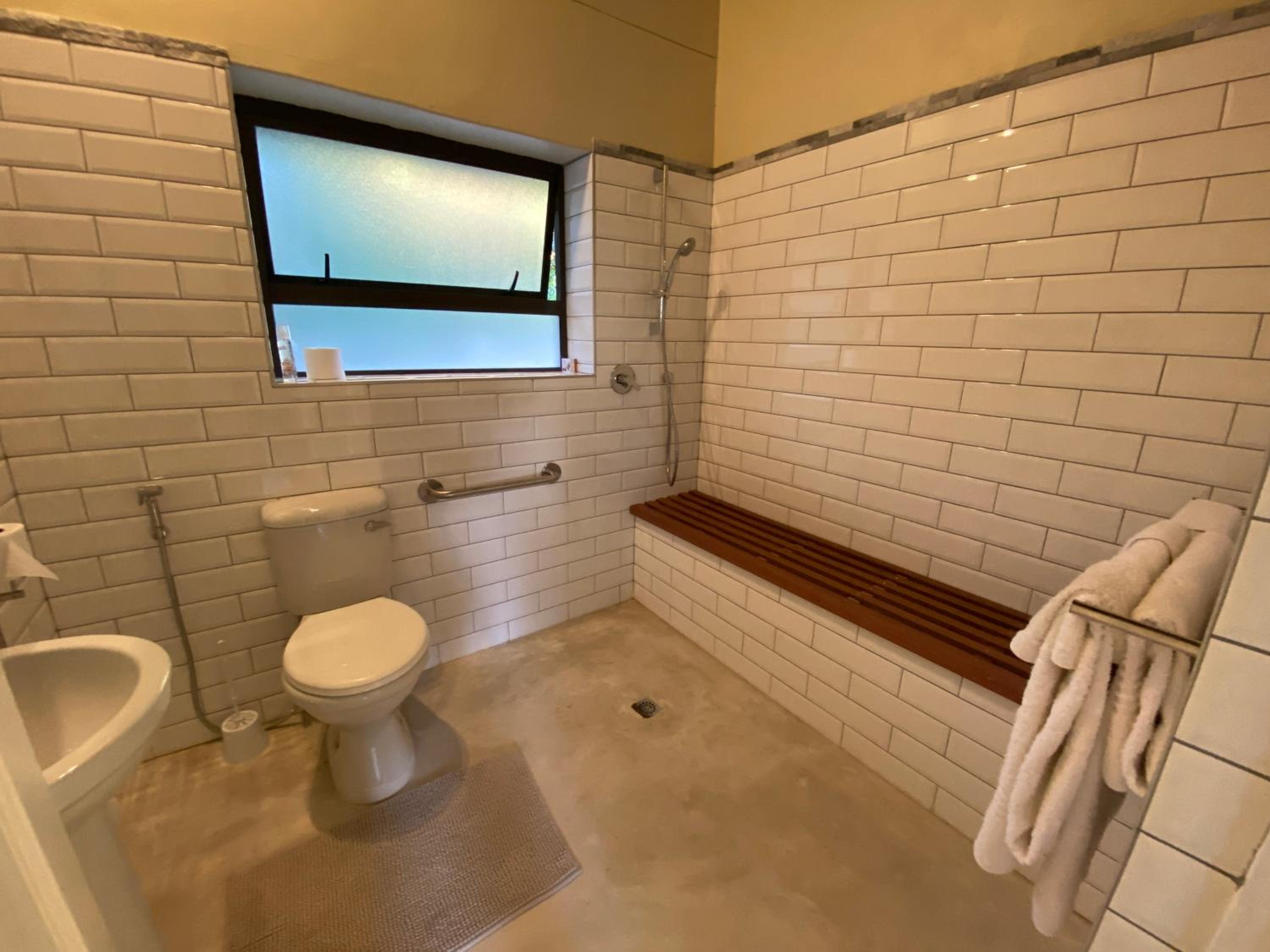 Фото Wild Rose Country Lodge