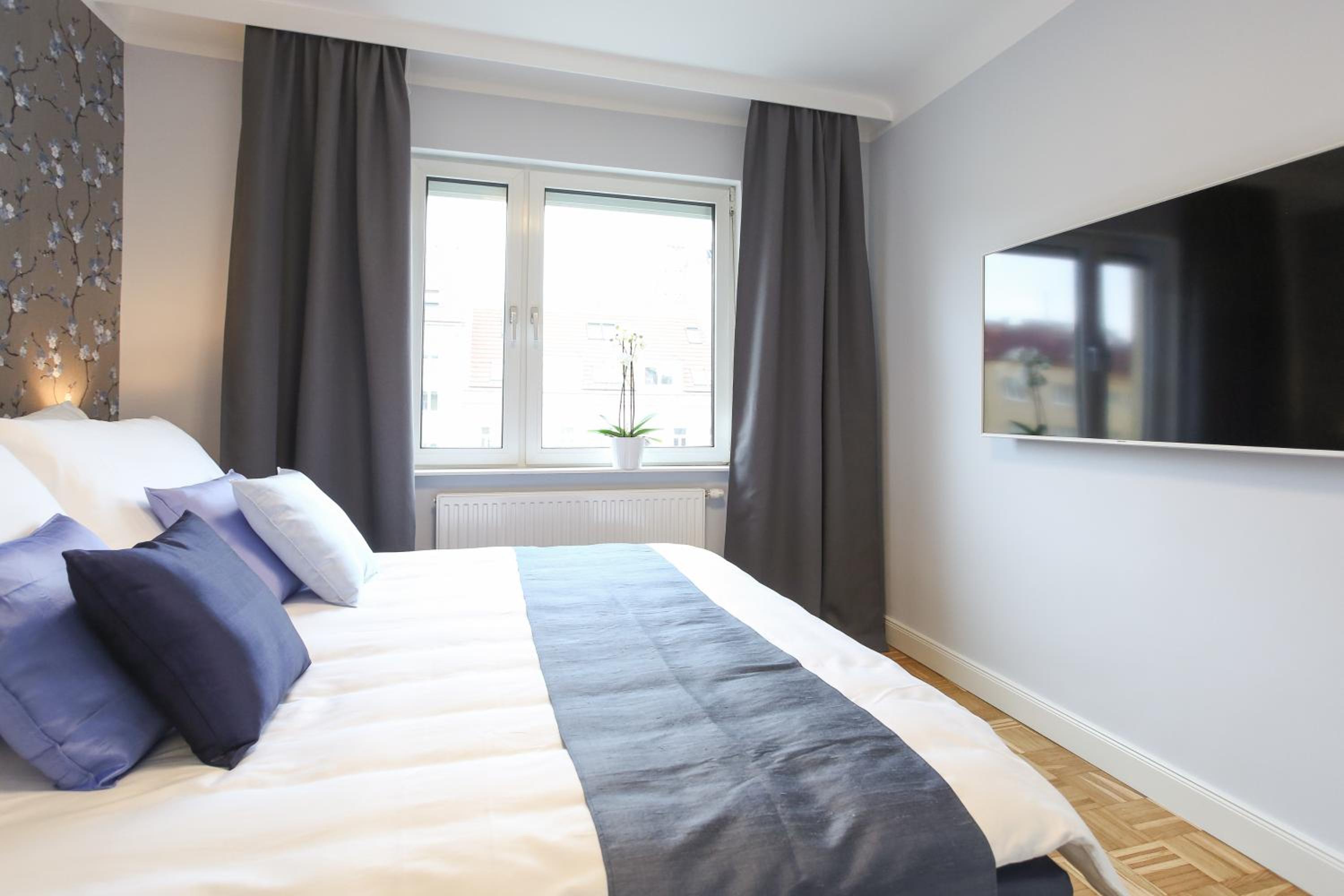 Фото Green Mango City Condo