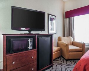Гостиница Quality Inn & Suites Altoona - Des Moines