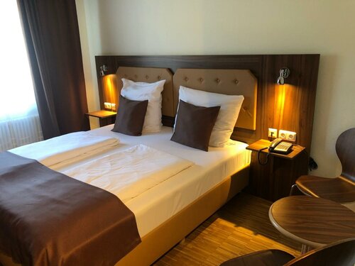 Гостиница Hotel Post в Келькхайме