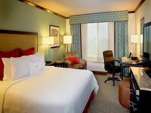 Гостиница Crowne Plaza Anchorage Midtown, an Ihg Hotel