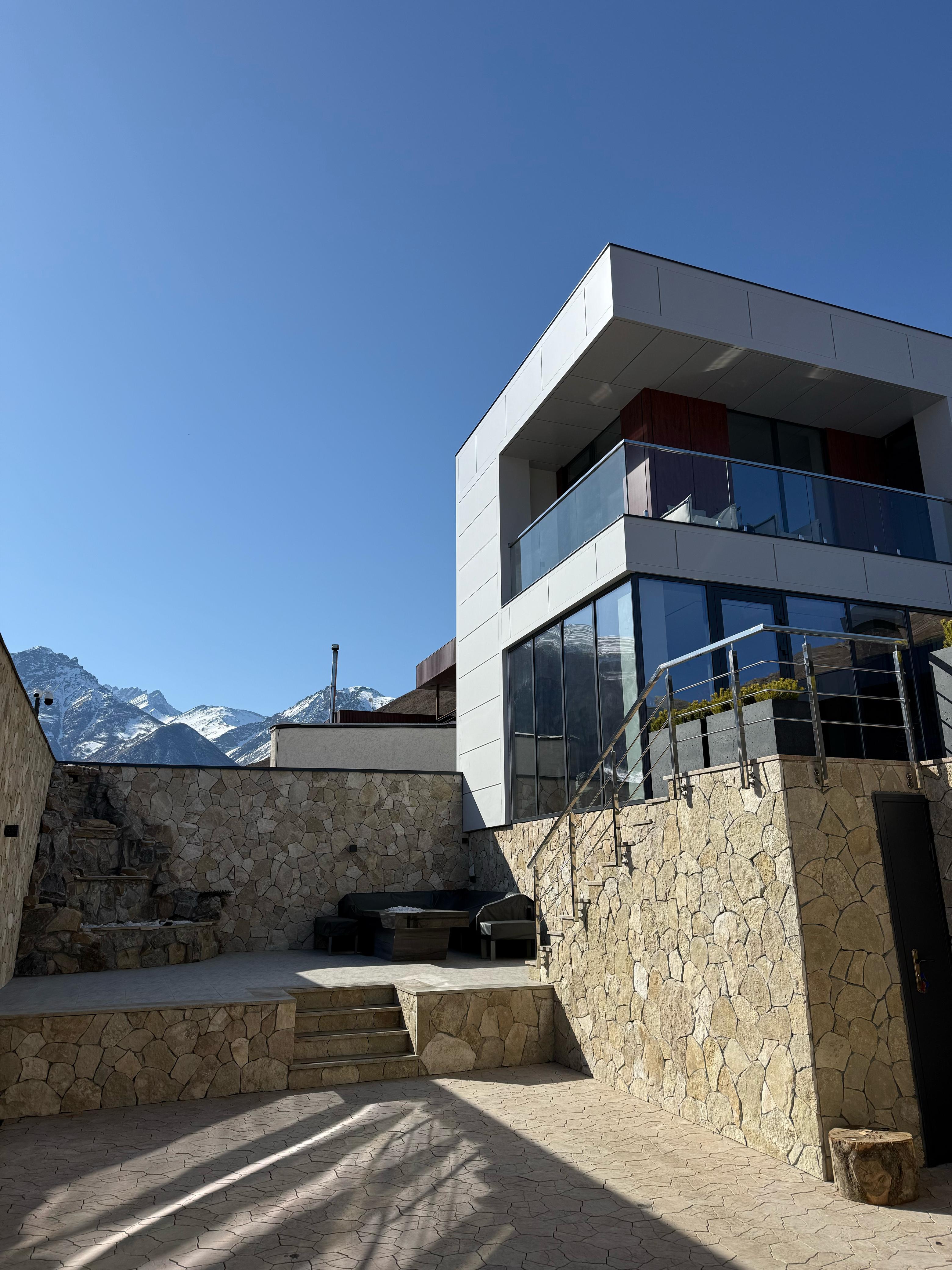 Фото House in Fiagdon