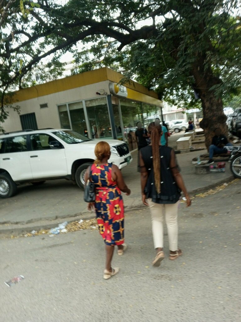 Money transfers Banco sol, Loanda, photo