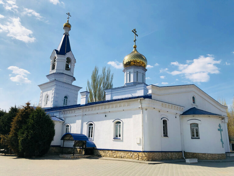 Orthodox church Pokrova Bozhiyey Materi Church, Engels, photo