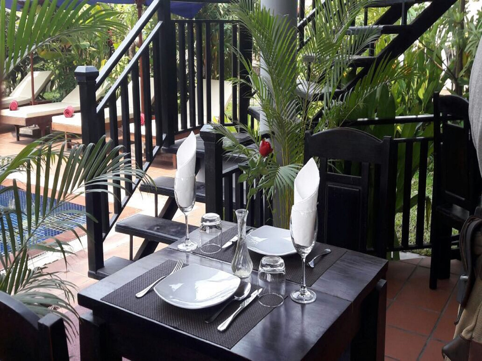 Фото Reveal Angkor Hotel