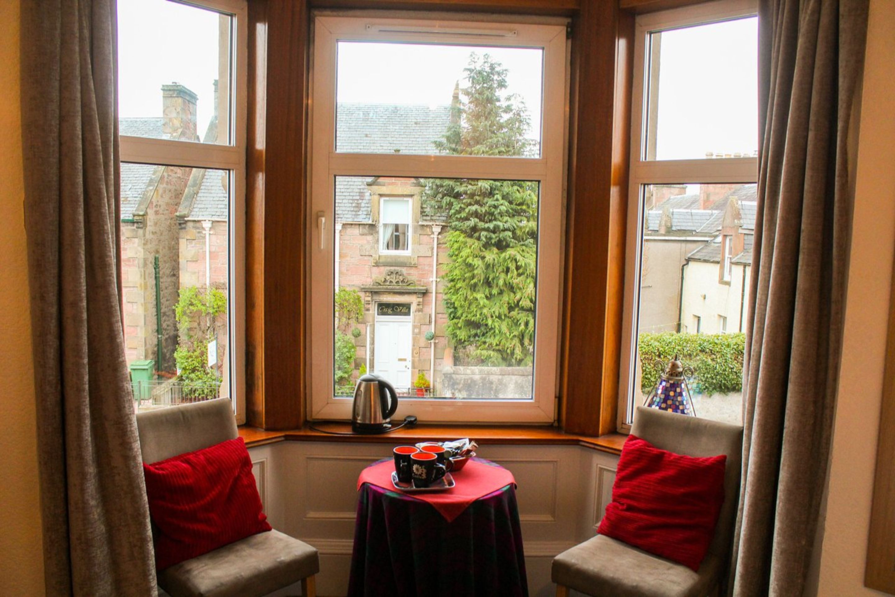 Фото Oyo Cedar Villa Guest House