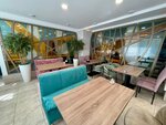 Столичное (Niezaliezhnasci Avenue, 8), cafe